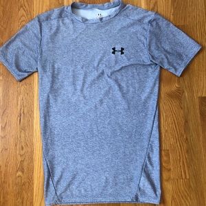 Under Armor t-shirt